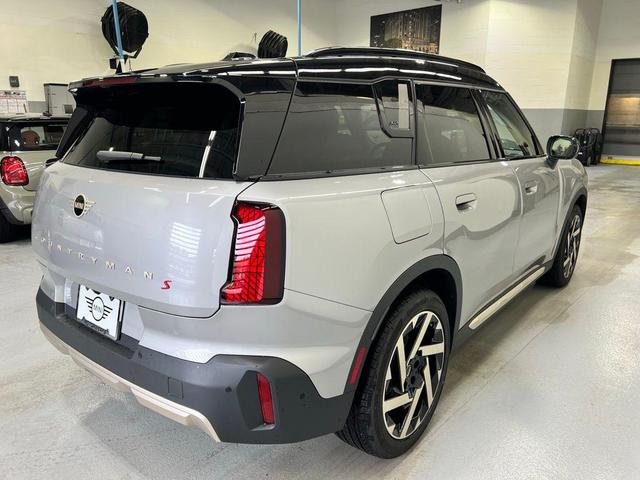 Photo of 2025 Melting Silver III Metallic MINI Countryman