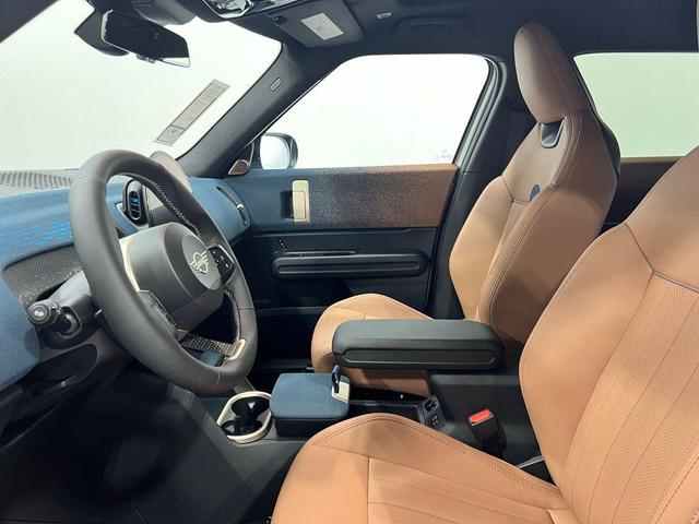 Photo of 2025 Melting Silver III Metallic MINI Countryman