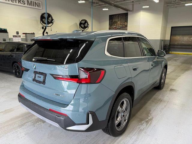 Photo of 2023 Green BMW X1