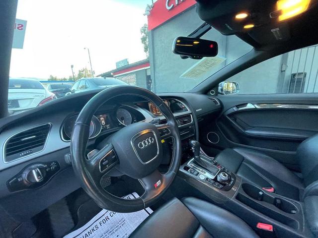 Photo of 2012 Monsoon Gray Metallic Audi S5