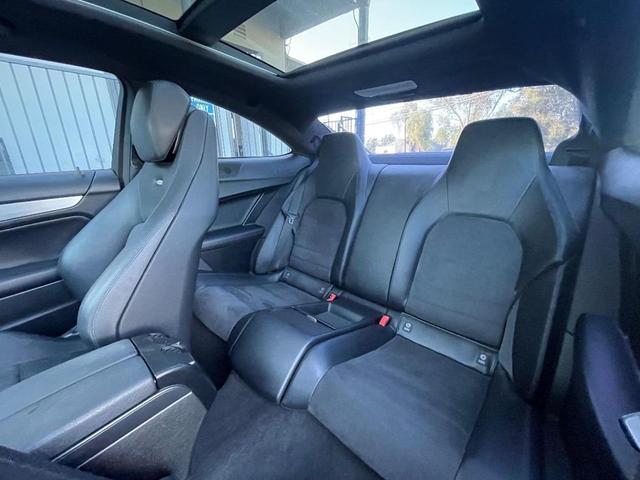 Photo of 2014 Black Mercedes-Benz C-Class
