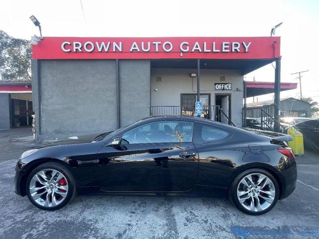 Photo of 2013 Black Noir Pearl Hyundai Genesis Coupe