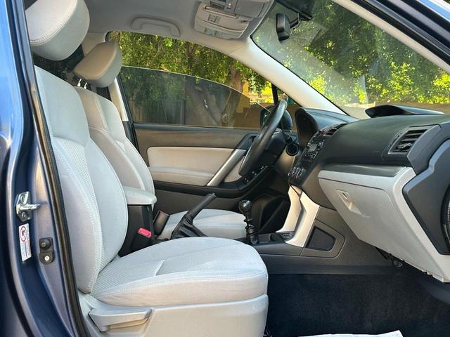 Photo of 2014 Marine Blue Pearl Subaru Forester