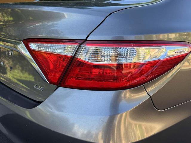 Photo of 2015 Predawn Gray Mica Toyota Camry
