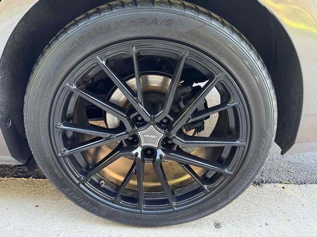 Photo of 2015 Predawn Gray Mica Toyota Camry