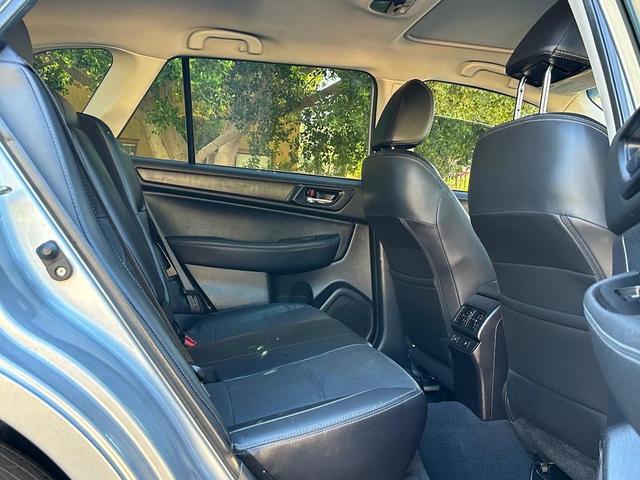 Photo of 2017 Ice Silver Metallic Subaru Outback