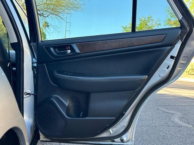 Photo of 2017 Ice Silver Metallic Subaru Outback