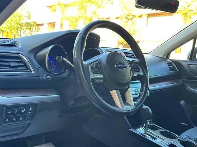 Photo of 2017 Ice Silver Metallic Subaru Outback