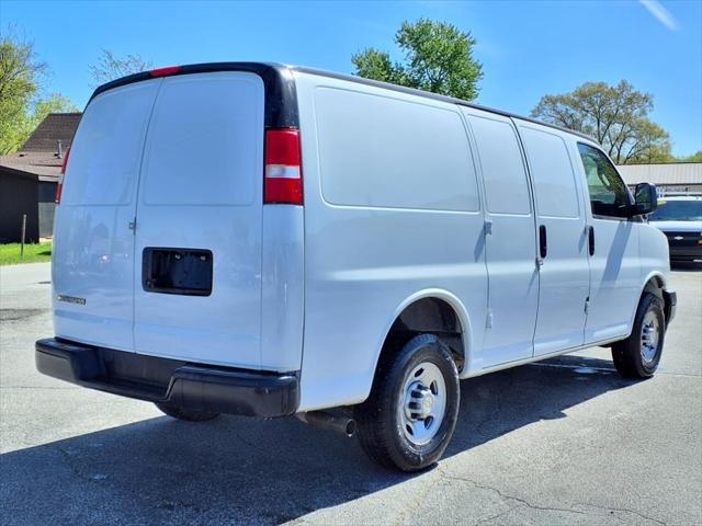Photo of 2021 Summit White Chevrolet Express 2500