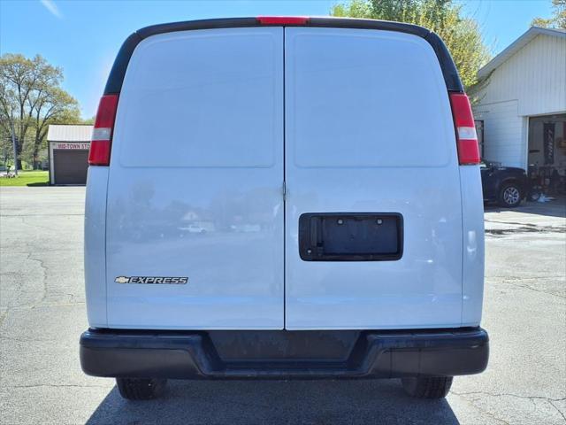 Photo of 2021 Summit White Chevrolet Express 2500