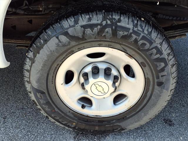 Photo of 2021 Summit White Chevrolet Express 2500