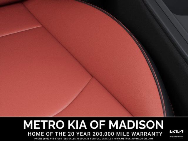 Photo of 2025 Aurora Black Pearl Kia K4