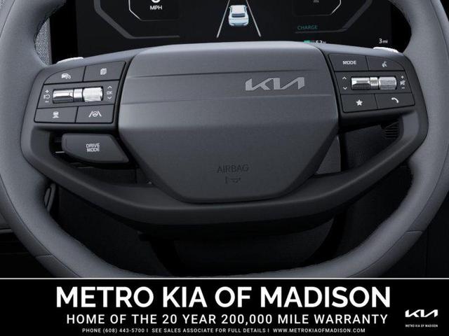 Photo of 2025 Glacier White Pearl Kia EV6
