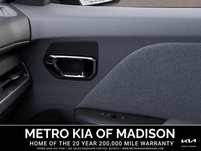 Photo of 2025 Snow White Pearl Kia K4