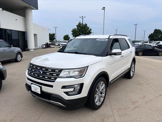 2016 Ford Explorer