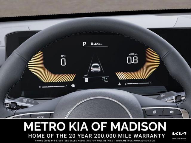 Photo of 2025 Snow White Pearl Kia K5