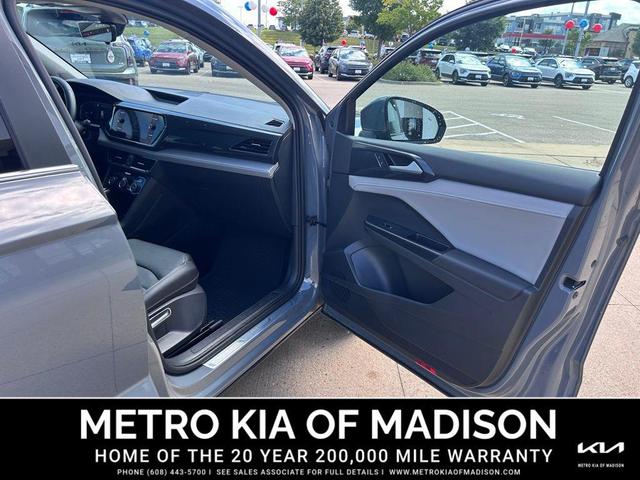 Photo of 2022 Gray Volkswagen Taos