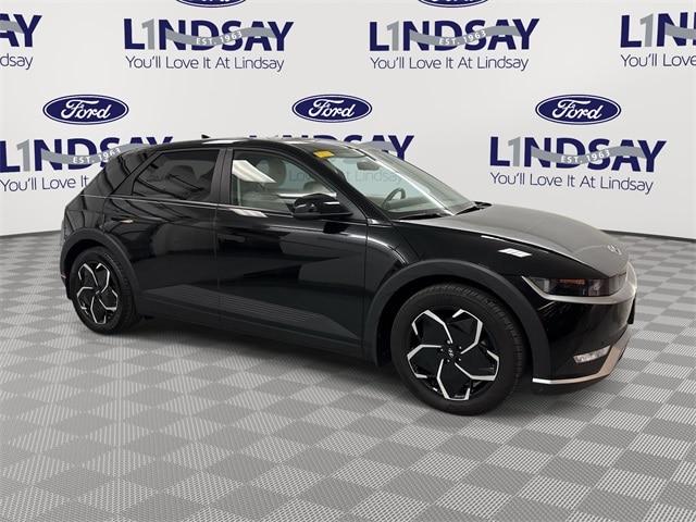 Photo of 2023 Phantom Black Hyundai IONIQ 5