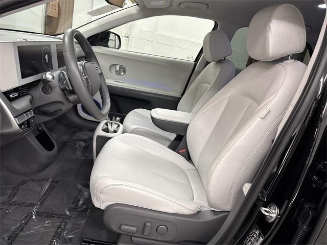 Photo of 2023 Phantom Black Hyundai IONIQ 5