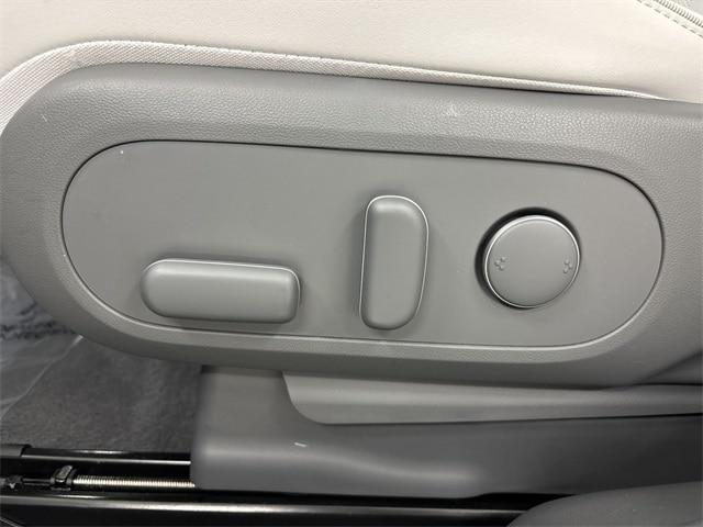 Photo of 2023 Phantom Black Hyundai IONIQ 5