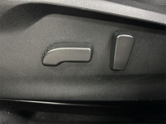 Photo of 2022 Ice Silver Metallic Subaru Crosstrek