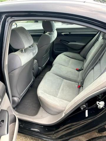 Photo of 2010 Black Honda Civic