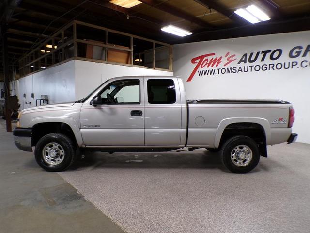 Photo of 2004 Silver Birch Metallic Chevrolet Silverado 2500