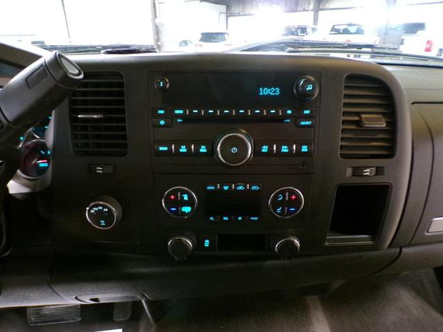 Photo of 2013 Blue Topaz Metallic Chevrolet Silverado 1500