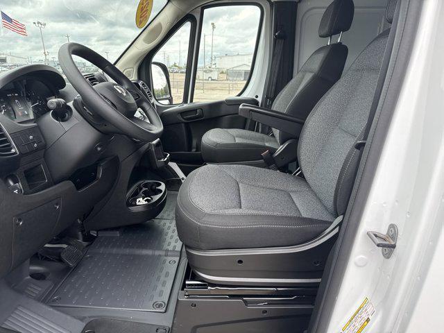 Photo of 2025 Bright White Clearcoat RAM ProMaster 2500
