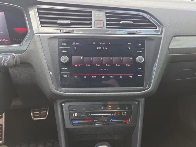 Photo of 2022 Deep Black Pearl Volkswagen Tiguan