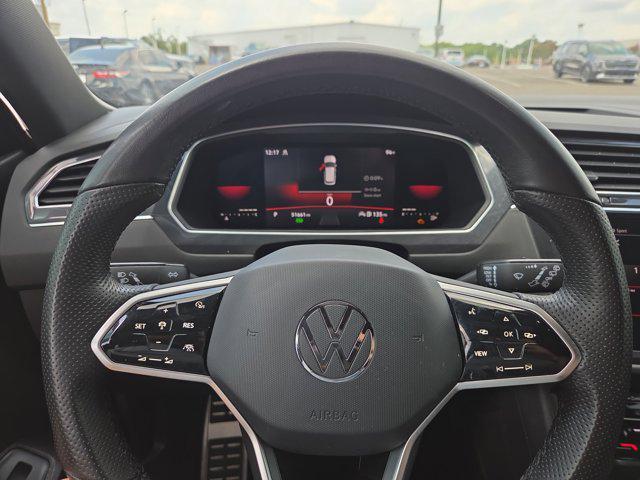 Photo of 2022 Deep Black Pearl Volkswagen Tiguan