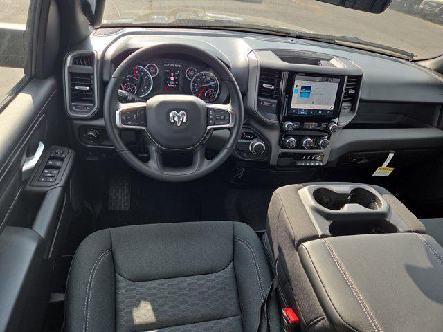 Photo of 2026 Diamond Black Crystal Pearlcoat RAM 1500