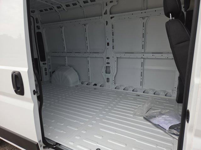 Photo of 2025 Bright White Clearcoat RAM ProMaster 2500