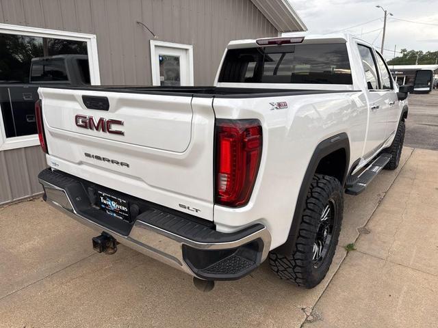Photo of 2021 White Frost GMC Sierra 2500