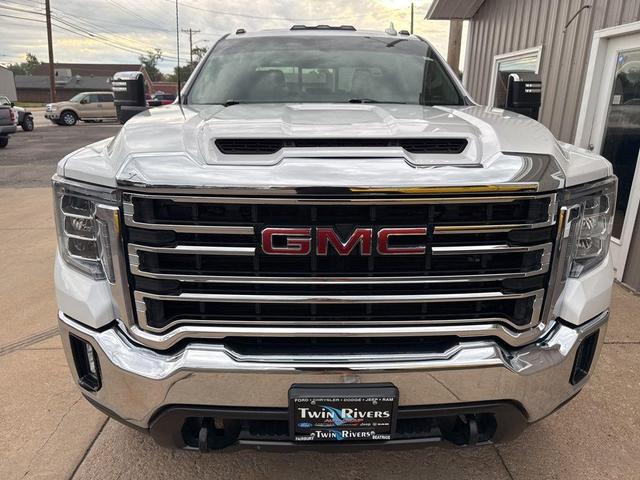 Photo of 2021 White Frost GMC Sierra 2500