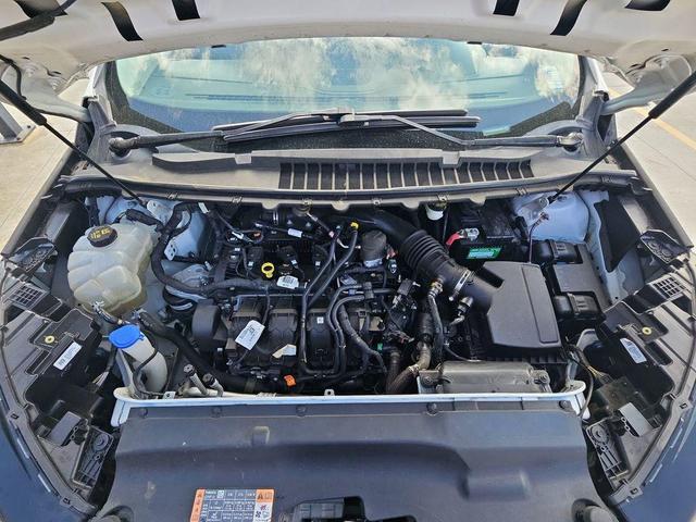 Photo of 2020 Oxford White Ford Edge