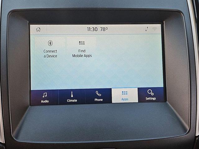 Photo of 2020 Oxford White Ford Edge