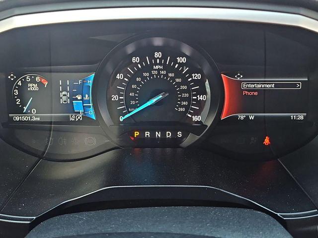 Photo of 2020 Oxford White Ford Edge