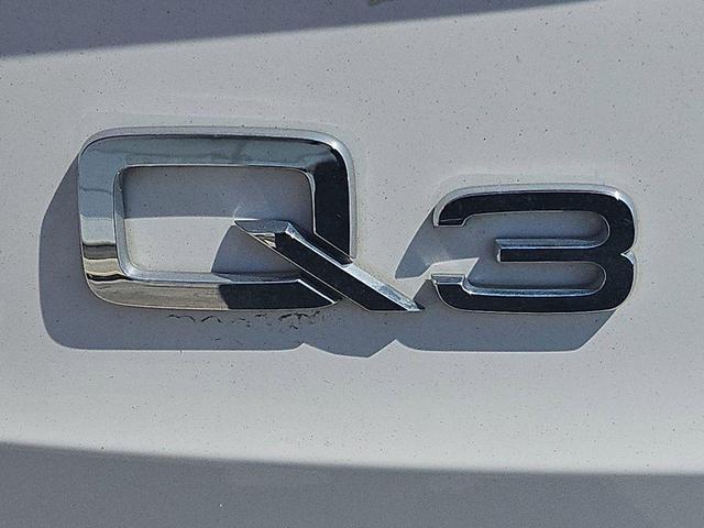 Photo of 2021 Ibis White Audi Q3