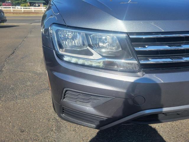 Photo of 2020 Platinum Gray Metallic Volkswagen Tiguan