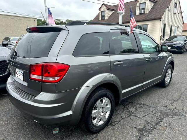 Photo of 2012 Bright Silver Metallic Clearcoat Dodge Journey