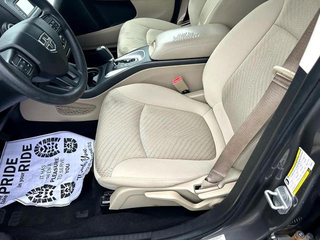 Photo of 2012 Bright Silver Metallic Clearcoat Dodge Journey