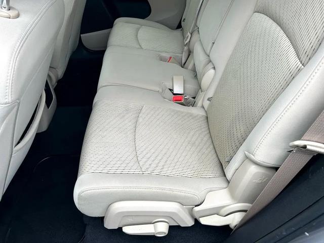 Photo of 2012 Bright Silver Metallic Clearcoat Dodge Journey