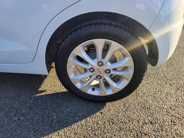 Photo of 2021 Summit White Chevrolet Spark