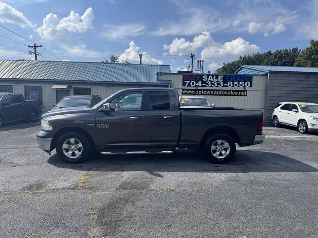 Photo of 2015 Brilliant Black Crystal Pearlcoat RAM 1500