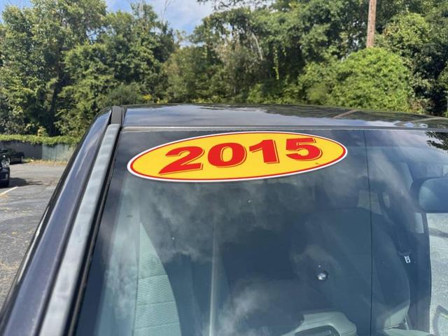 Photo of 2015 Brilliant Black Crystal Pearlcoat RAM 1500