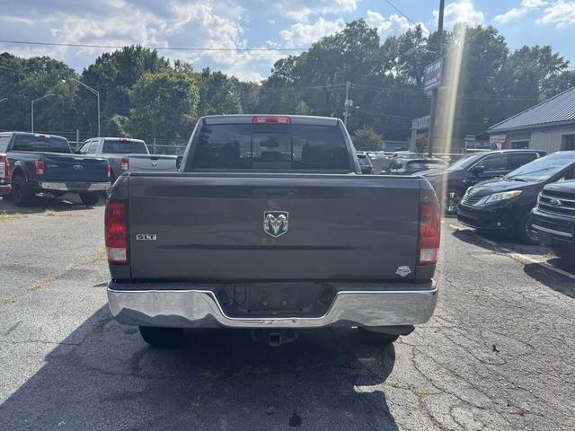 Photo of 2015 Brilliant Black Crystal Pearlcoat RAM 1500