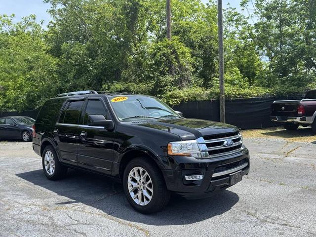 Photo of 2016 Shadow Black Ford Expedition