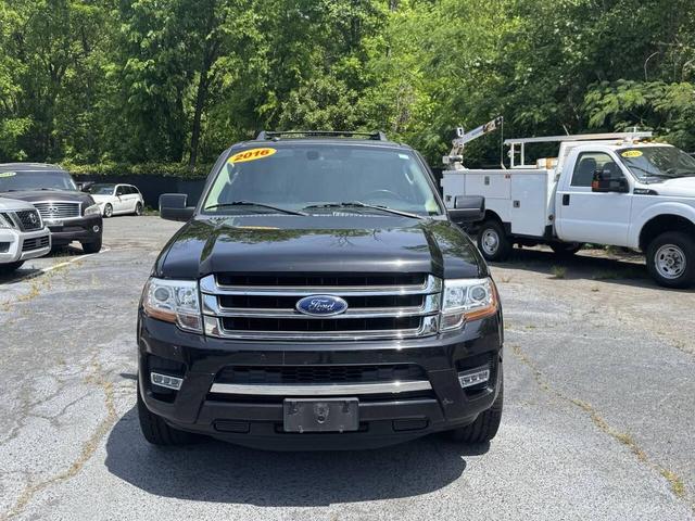 Photo of 2016 Shadow Black Ford Expedition