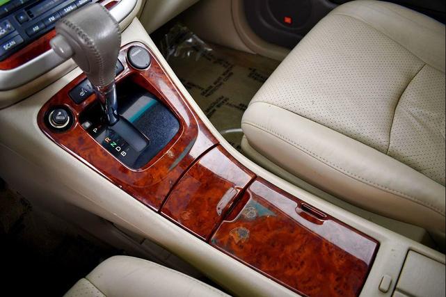 Photo of 2006 Sonora Gold Pearl Toyota Highlander Hybrid